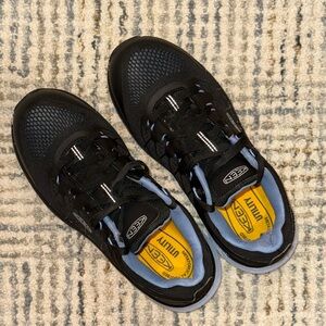 Keen Women’s Black and Blue Utility Shoes
